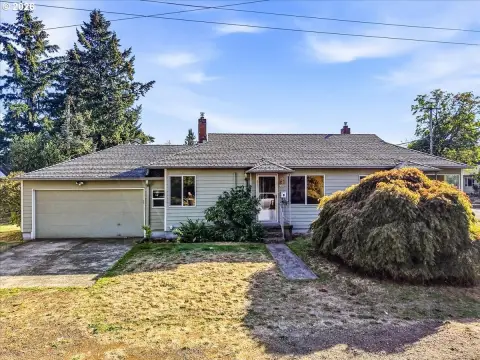 Duplex with Individual Yards