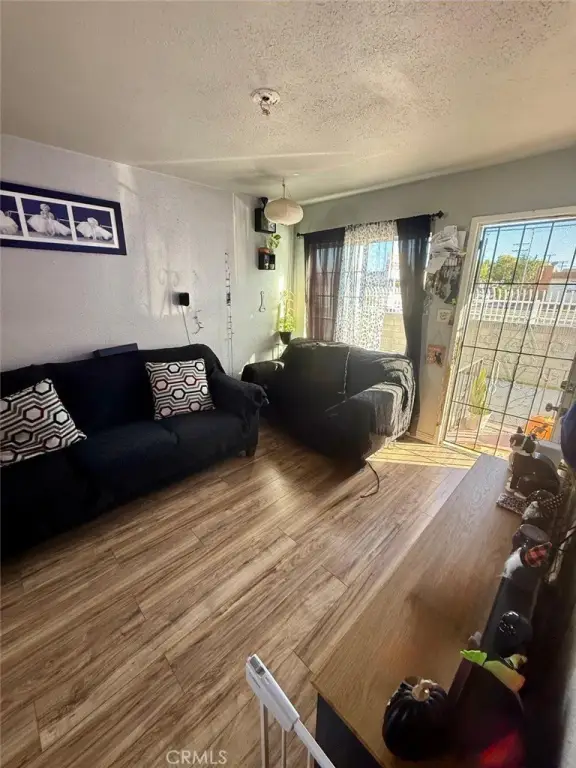 Picture 9