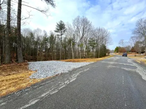 Residential Lot in Country Woods