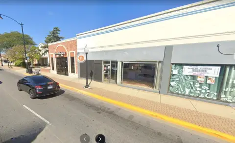 Berwyn Commercial Space with Showroom