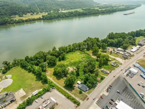 Waterfront Commercial Development Land