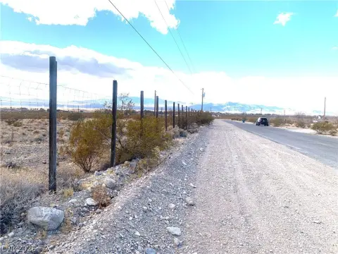 Fenced Farmland with Private Well