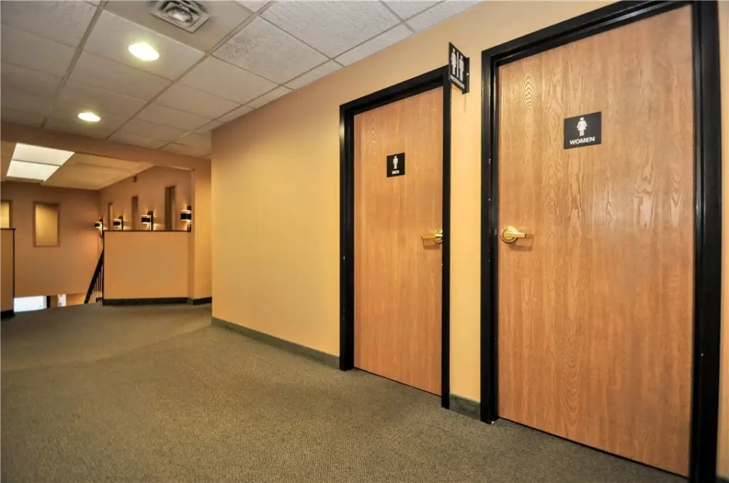 Picture 19