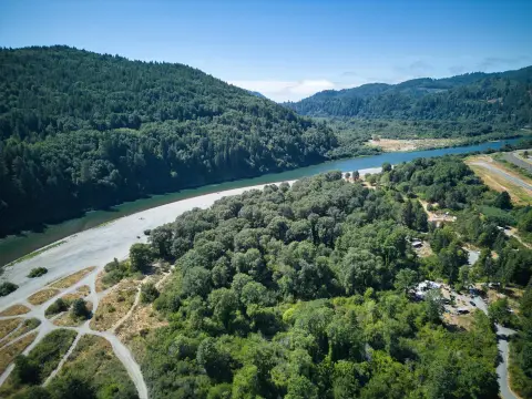 59 Acres by Klamath River