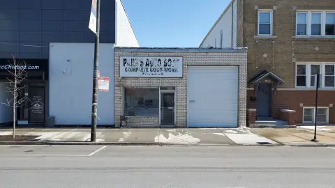 Versatile Commercial Space in Chicago