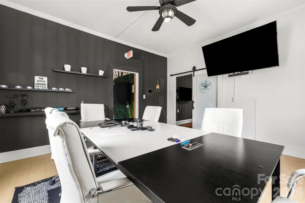 Picture 10