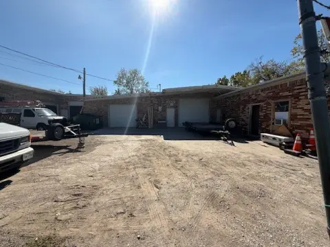Flex Space With Separate Warehouse