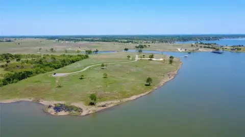 Waterfront Lot on Richland Chambers