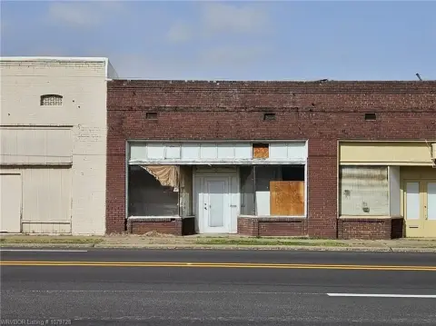 Retail/Warehouse Space Near Downtown