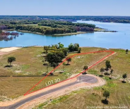 Waterfront Lot on Bois D'Arc