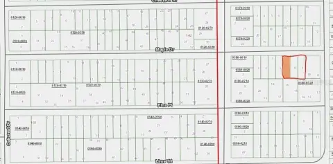 Residential Land in Interlachen, FL