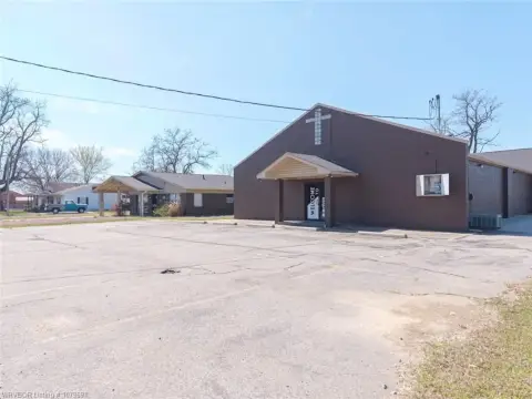 Dyer, AR Church and Parsonage