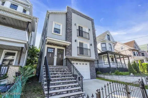 Modern Multi-Unit Investment Opportunity