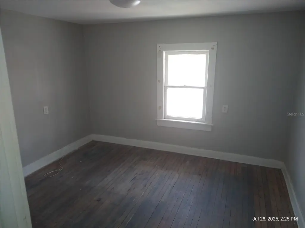 Picture 18