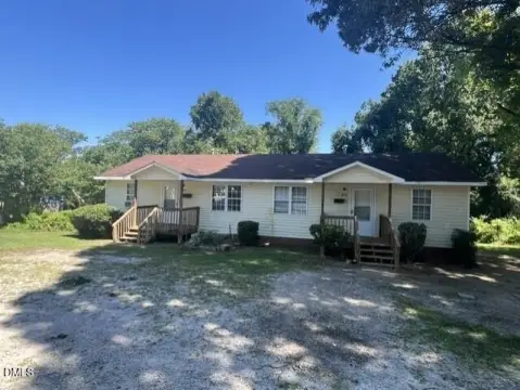 Ranch Duplex with Porch
