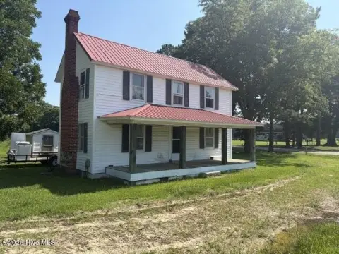 Commercial Land with Farmhouse
