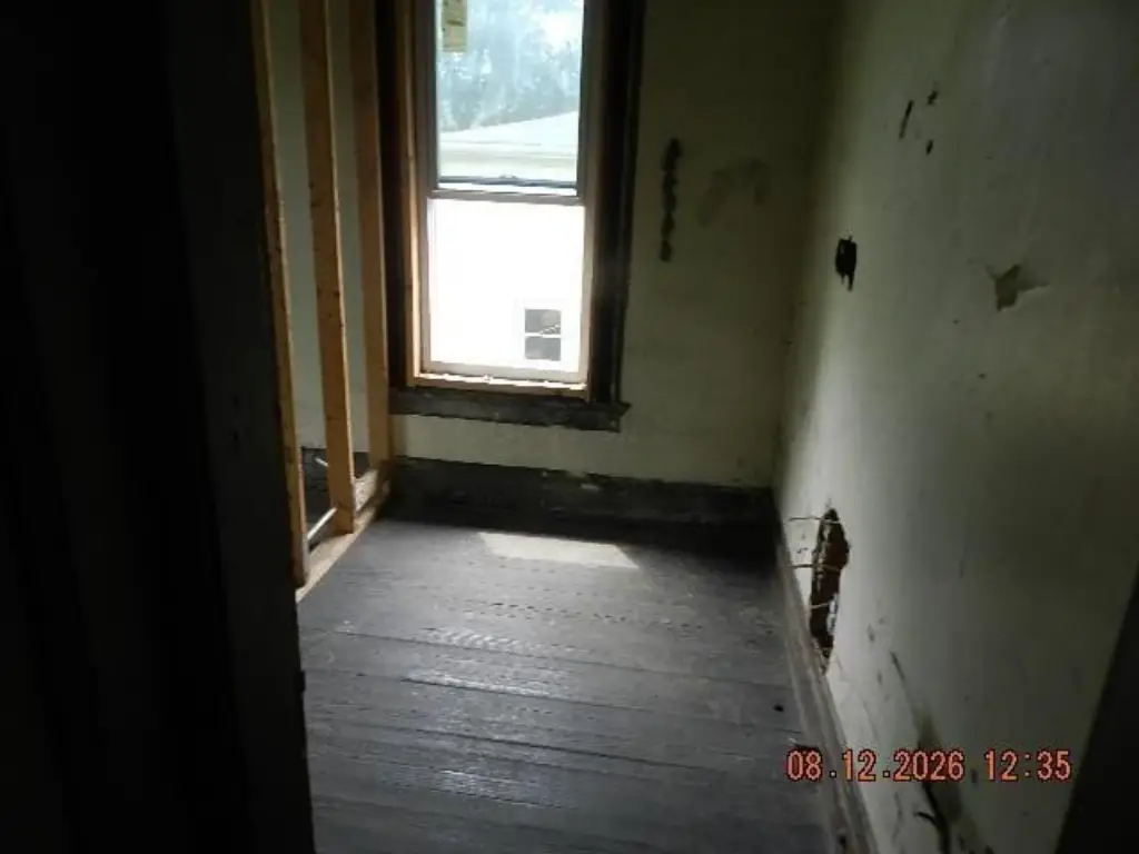 Picture 11