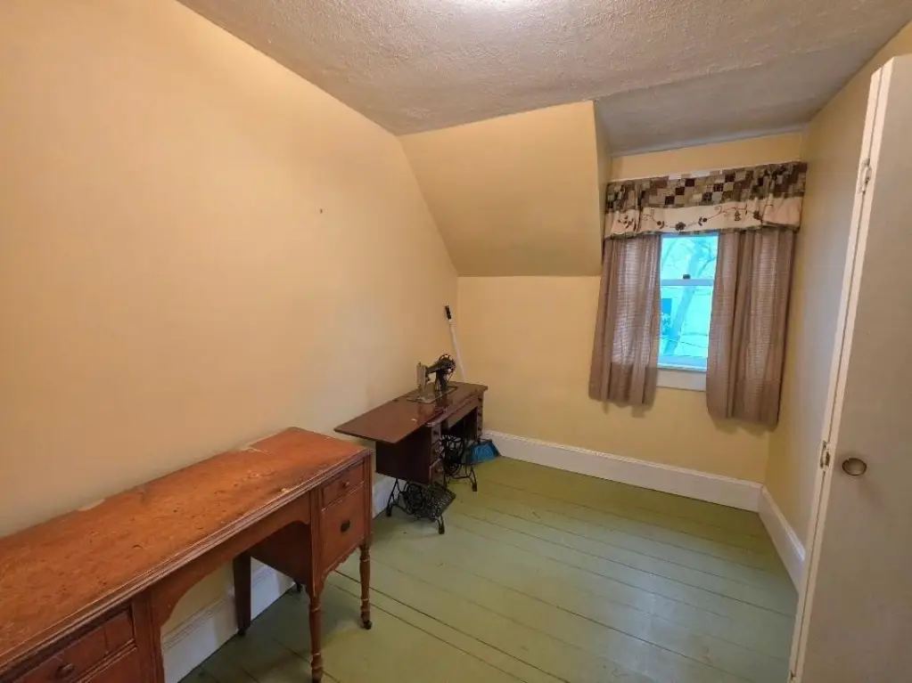 Picture 19