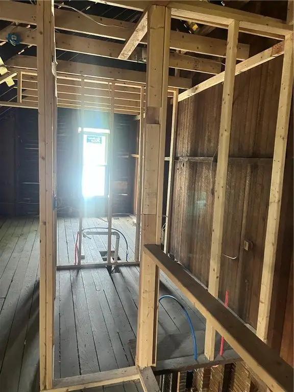 Picture 4