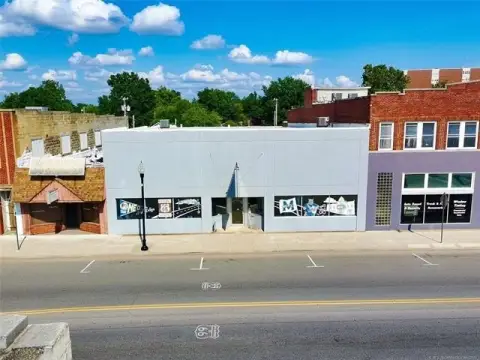 Route 66 Retail Opportunity