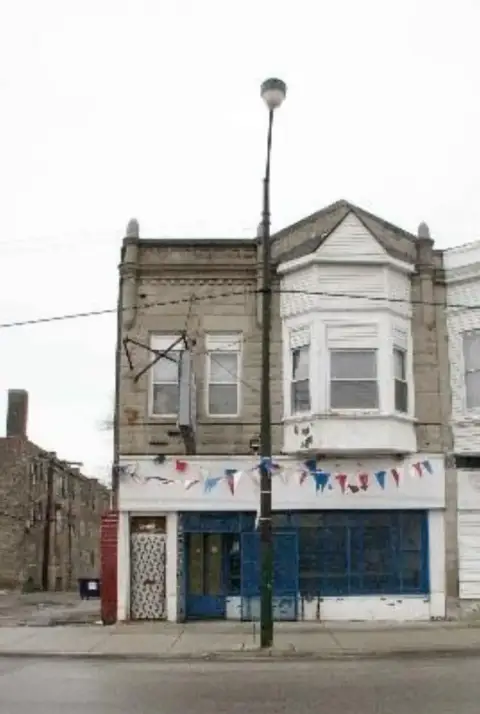 Mixed-Use Property in Chicago