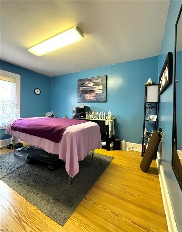 Picture 7
