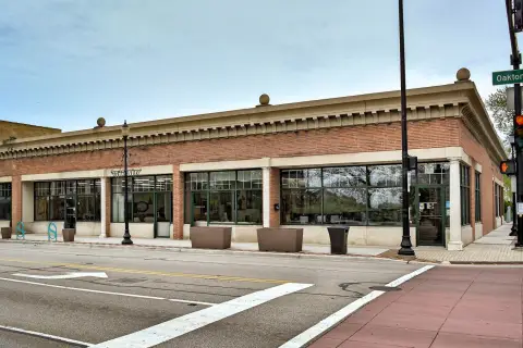 Signalized-Corner Showroom Property
