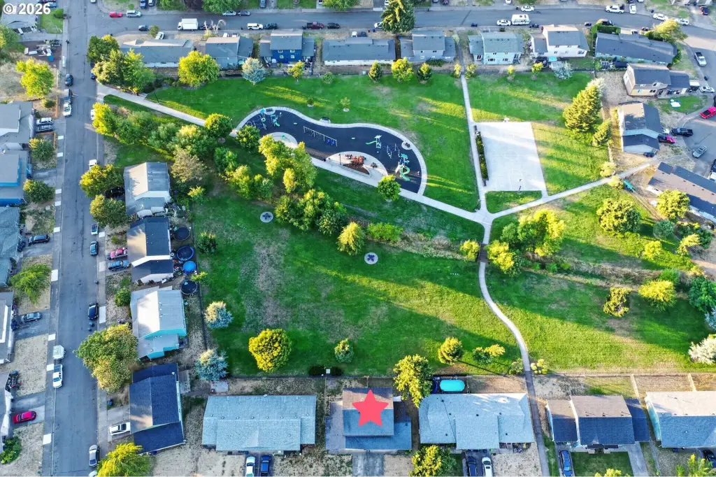 Picture 4