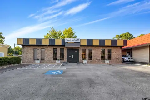 Picture of Office buildings at W Broad St 228, Mineola, TX