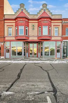 Mixed-Use Building in Red Oak