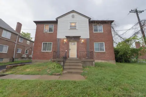 4-Unit Brick Apartment Building