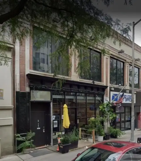 Established Manhattan Restaurant For Sale