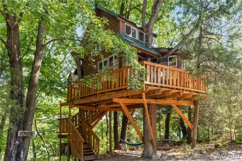 Hospitality Property in Missouri Wine Country