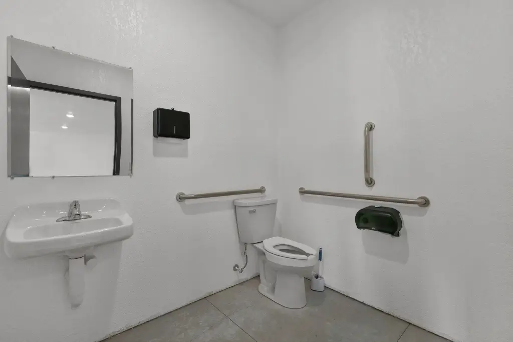 Picture 19