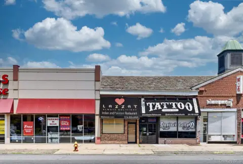 Turn-Key Restaurant with Commercial Kitchen