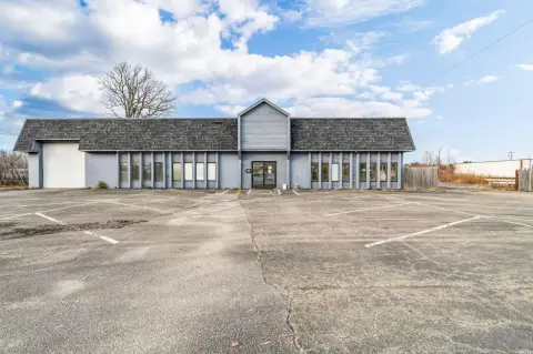 Manufacturing Building with Truck Access
