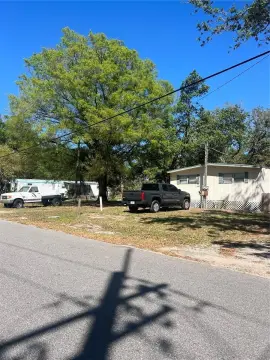 Lutz Duplex Mobile Home Park