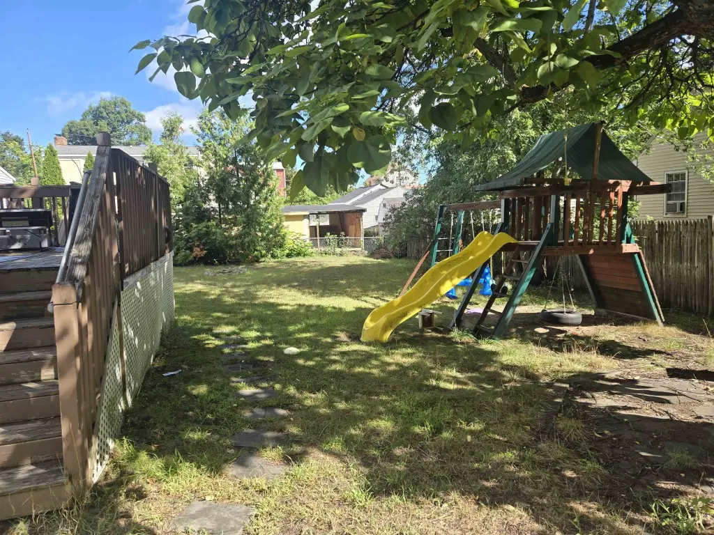 Picture 4