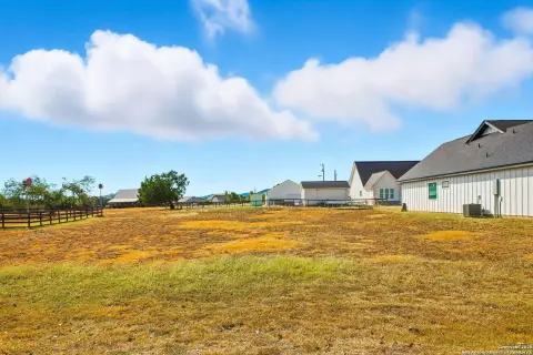 Land in Flying L, Bandera