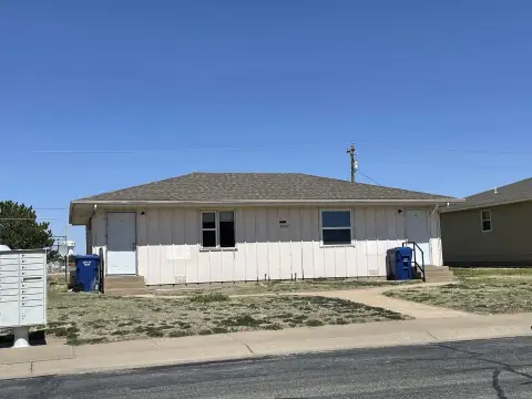 Hays Duplex Near Schools