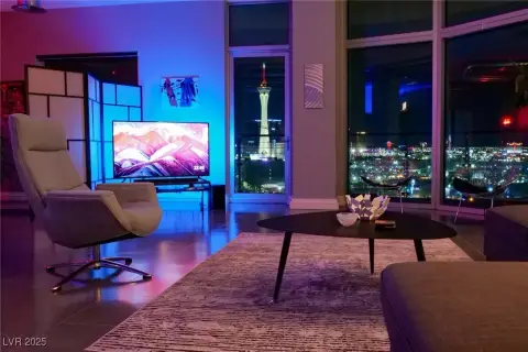 Las Vegas Condo with Strip Views