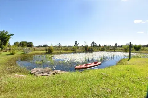 Okeechobee Land with Lakes