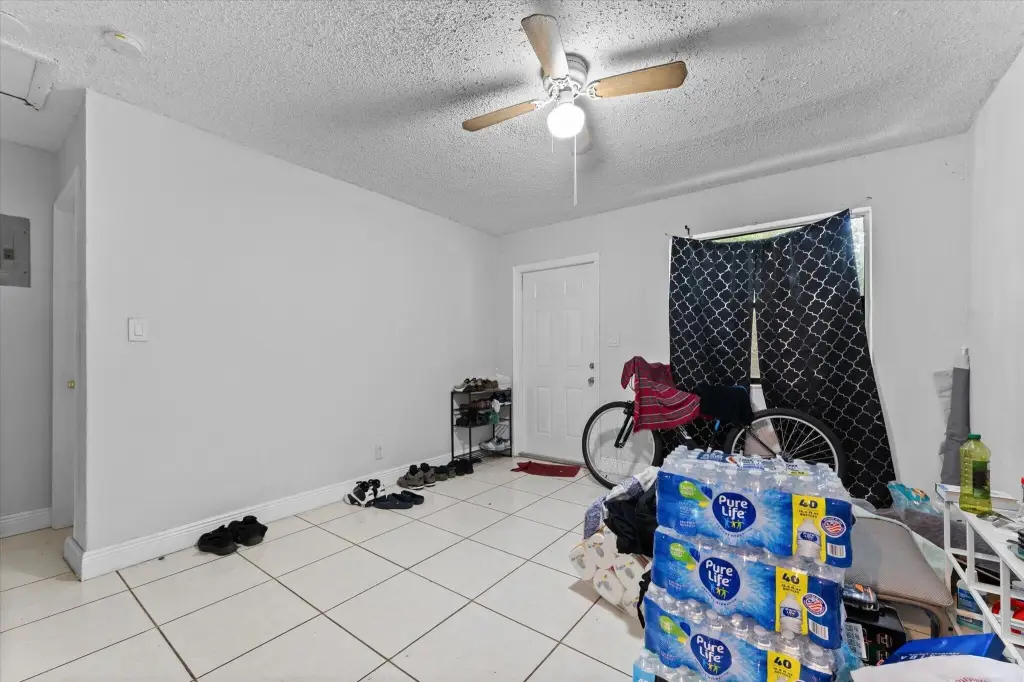 Picture 18
