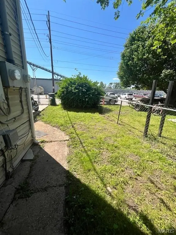 Picture 4
