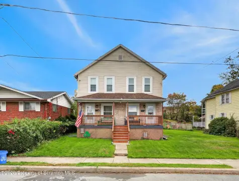 Duplex with Fenced Yard