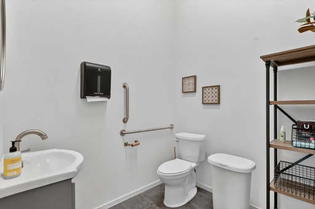 Picture 19