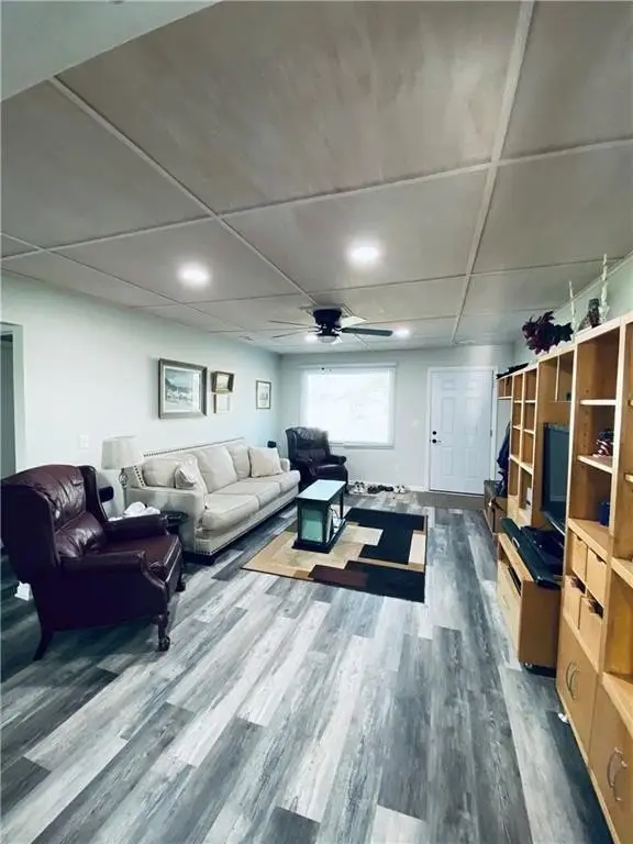 Picture 11