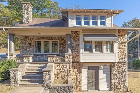 Hollister Office Space For Sale