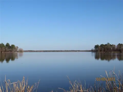 Lake Erling Waterfront Land Parcel