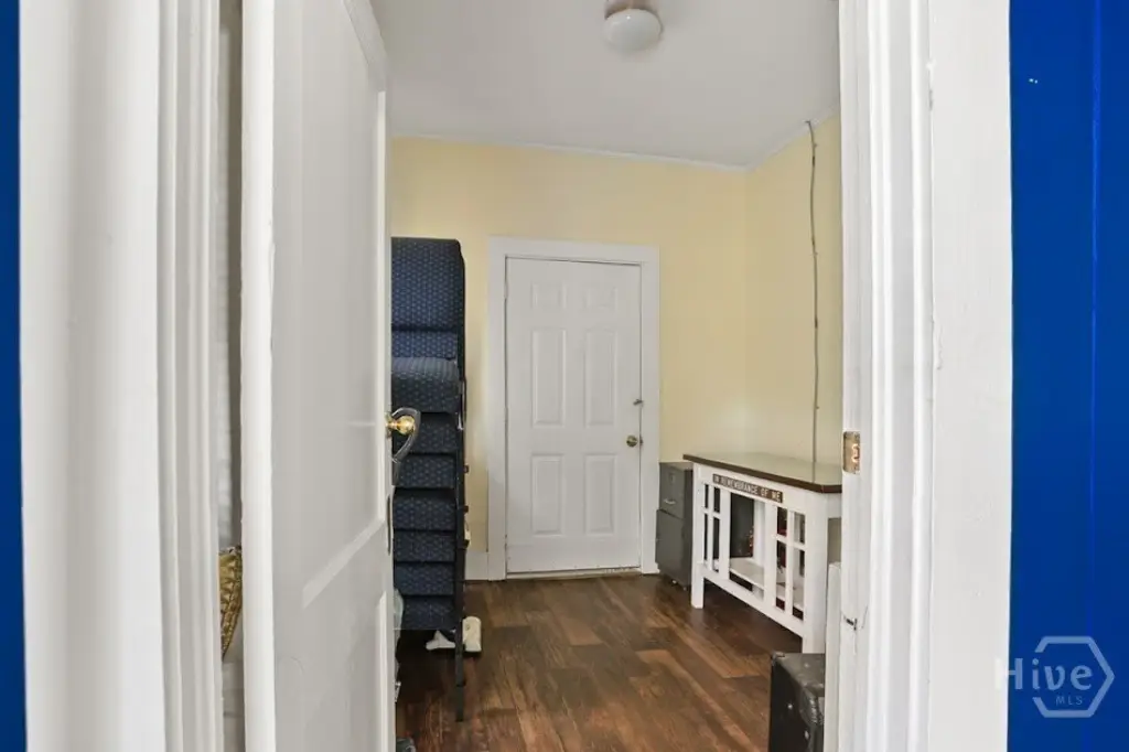 Picture 19